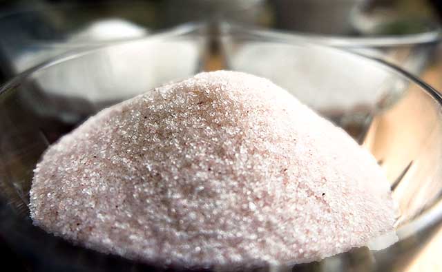 Three Amazing Salt Facts to improve your cooking - cooking at home is fun
